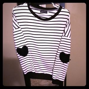 Long sleeve heart elbow patch top